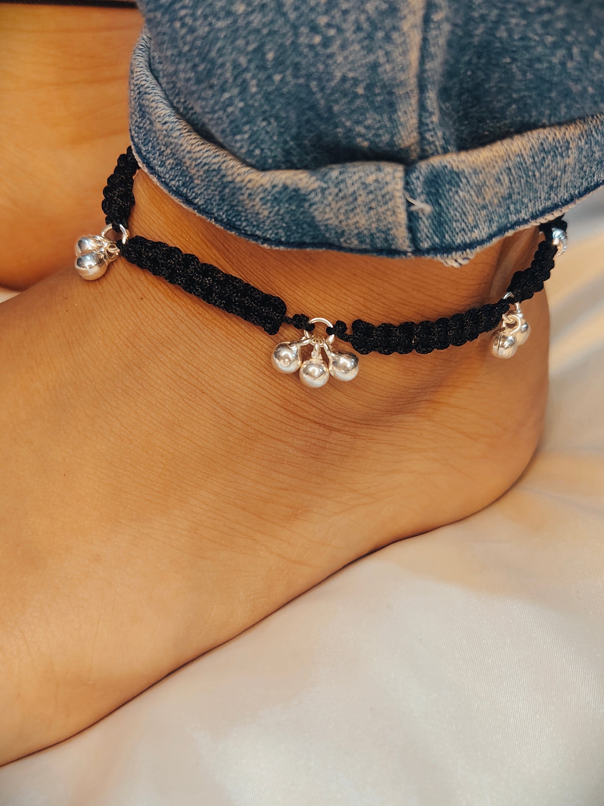 Black Thread Bajni Chan, Chan Anklet